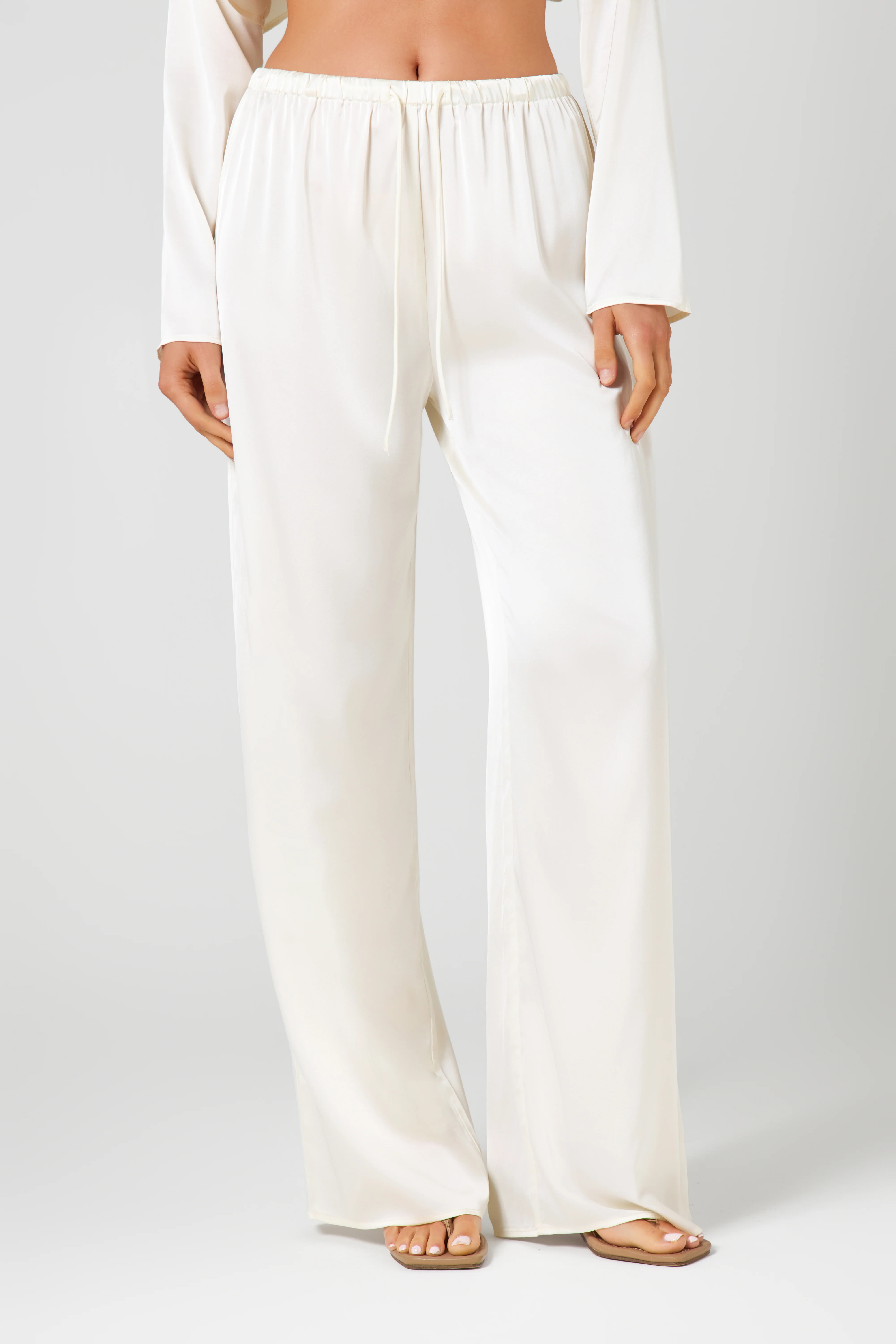 Oyster Satin Co-Ord - Image 4
