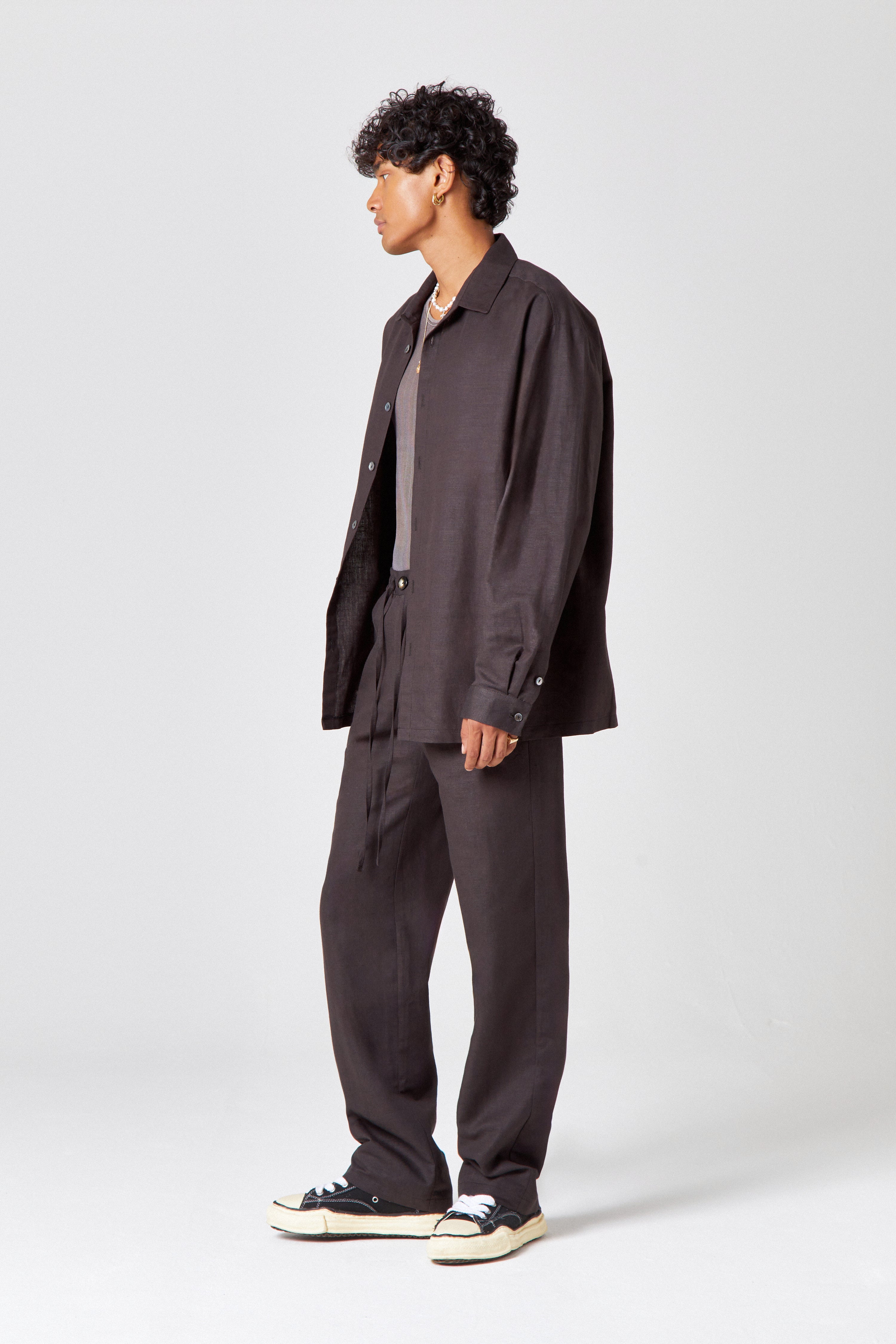 Homme Charcoal Linen Trouser - Image 3