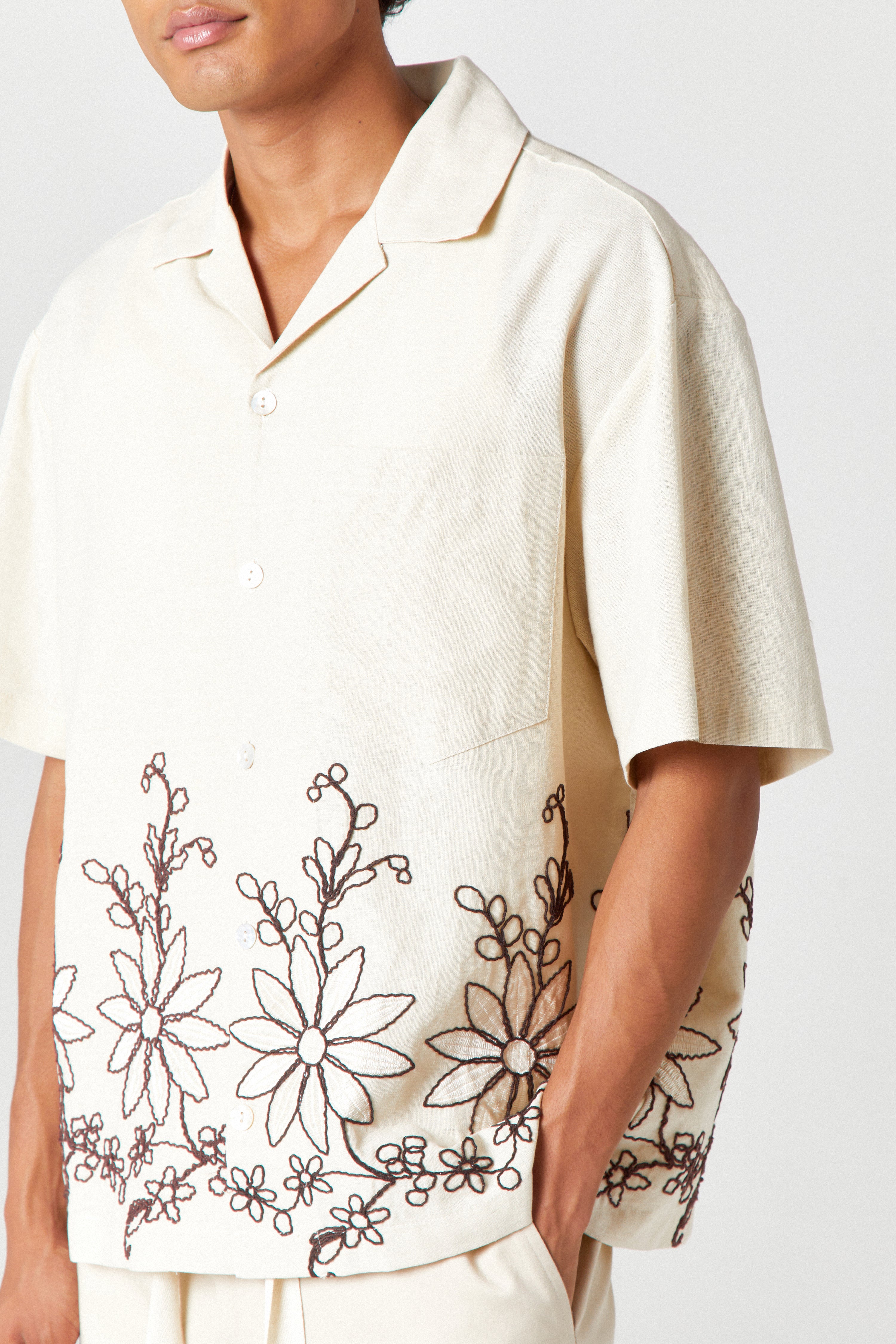 Homme Embroidered Linen Shirt - Image 3